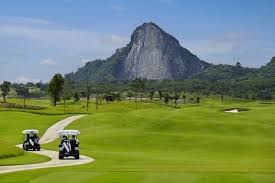 Chee Chan Golf Resort mountain road approach